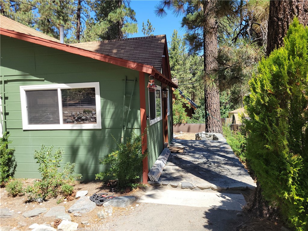 1116 Lark Road Wrightwood, CA 92397 - Photo 10 of 46