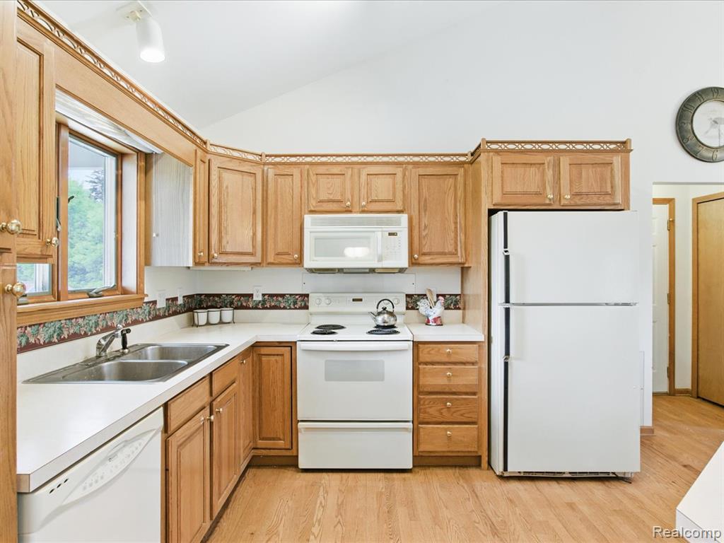 4979 North Branch Road North Branch, MI 48461 - Photo 10 of 46