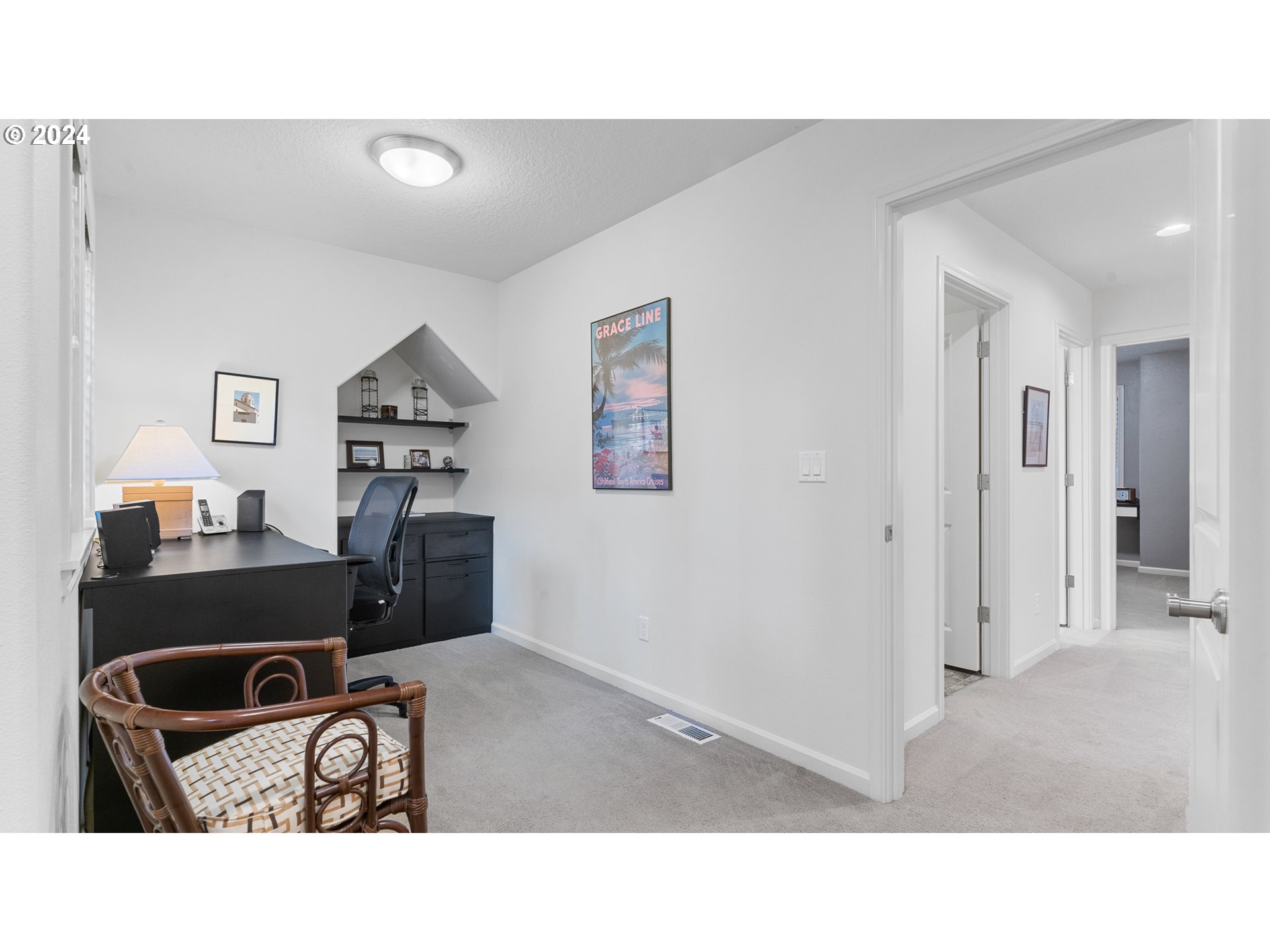 4511 Oakridge Road Lake Oswego, OR 97035 - Photo 23 of 44 a living room with furniture and a flat screen tv
