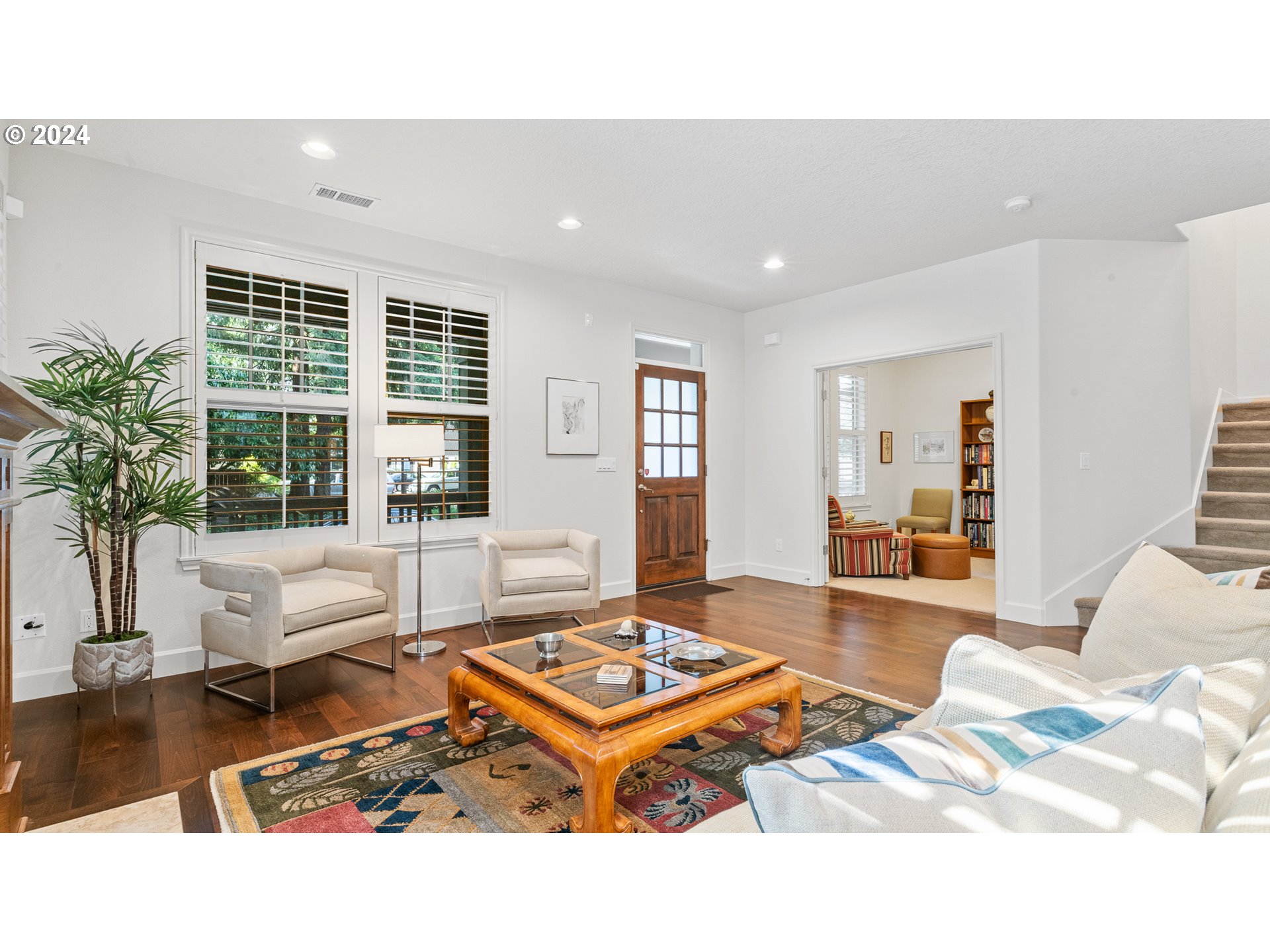 4511 Oakridge Road Lake Oswego, OR 97035 - Photo 5 of 44 a living room with furniture and a table