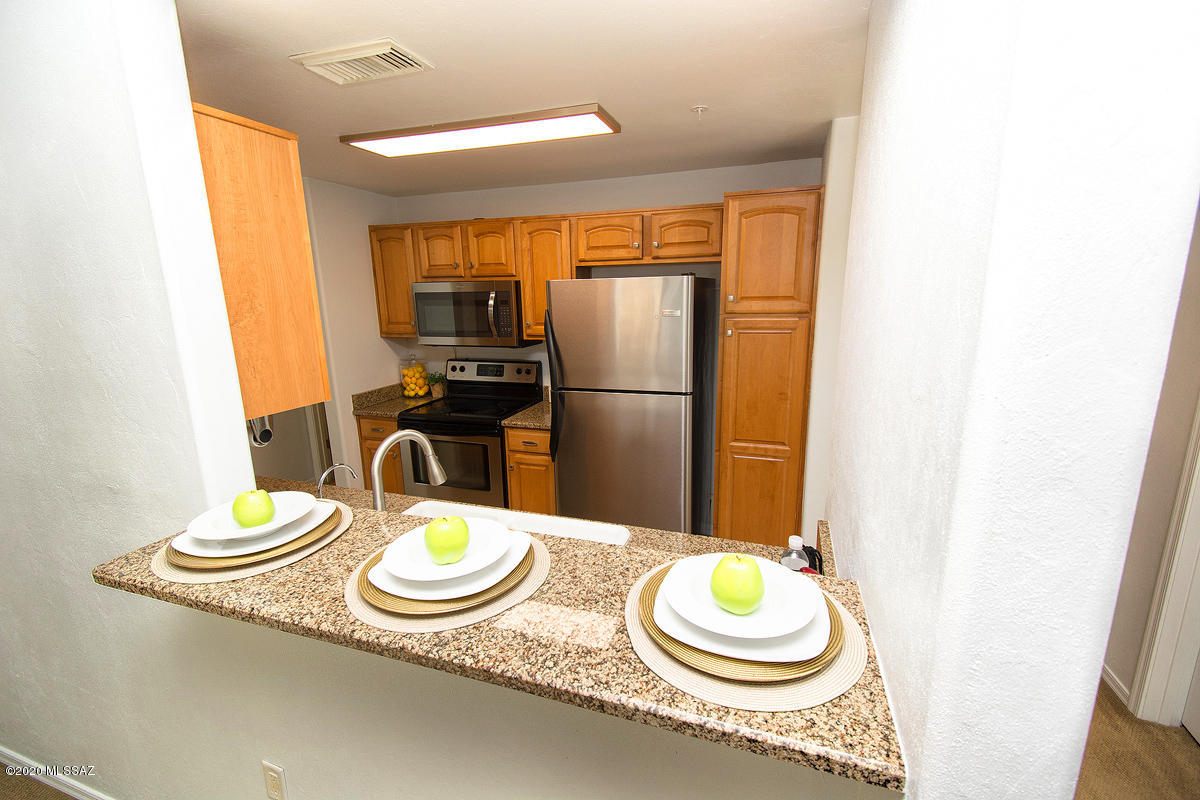 2550 East River Road, Unit 15306 Tucson, AZ 85718 - Photo 10 of 29