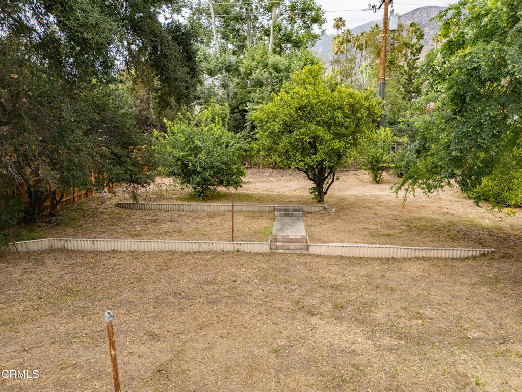 1685 Braeburn Road Altadena, CA 91001 - Photo 16 of 25 1685 Braeburn-24