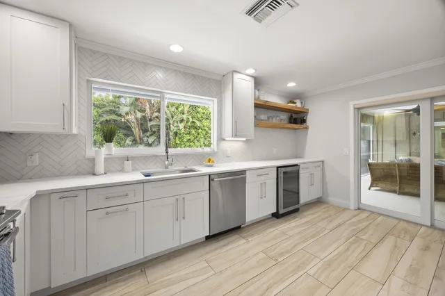 $9,500 | 50 PineHill Trail East, Tequesta, FL 33469