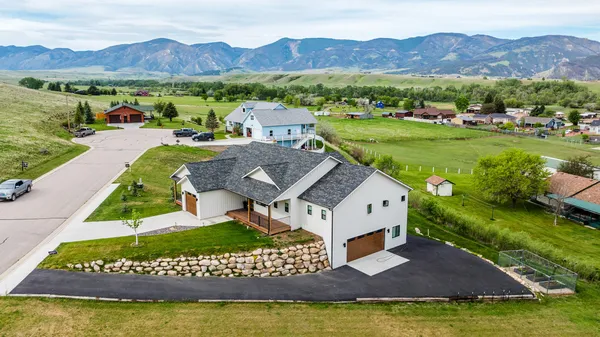 $939,000 | 7 Black Mountain Drive, Dayton, WY 82836
