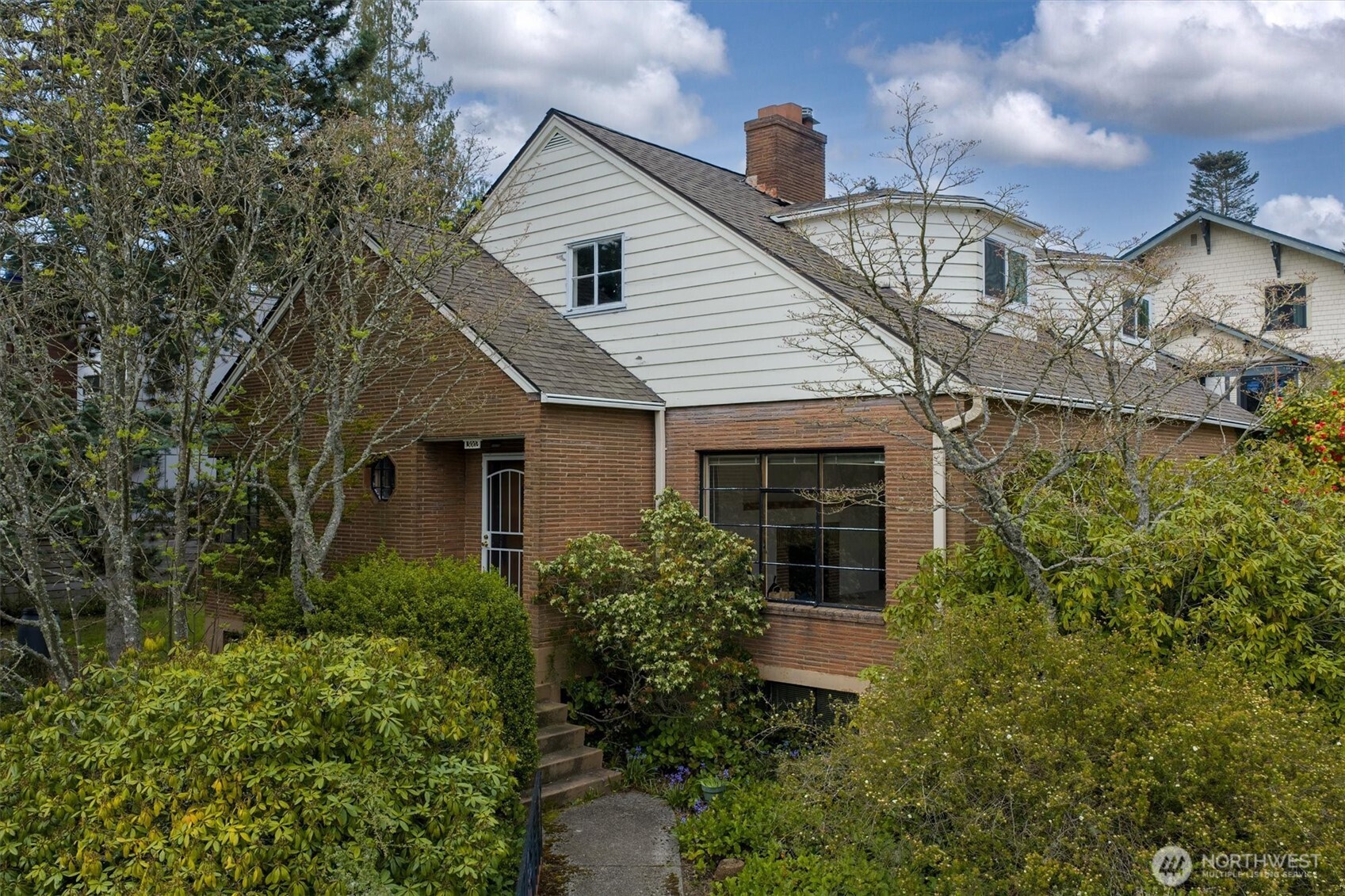 3002 Northwest 70th Street Seattle, WA 98117 - Photo 6 of 28