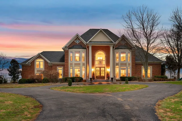 $1,200,000 | 1600 Oakdale Road, Westmoreland, TN 37186