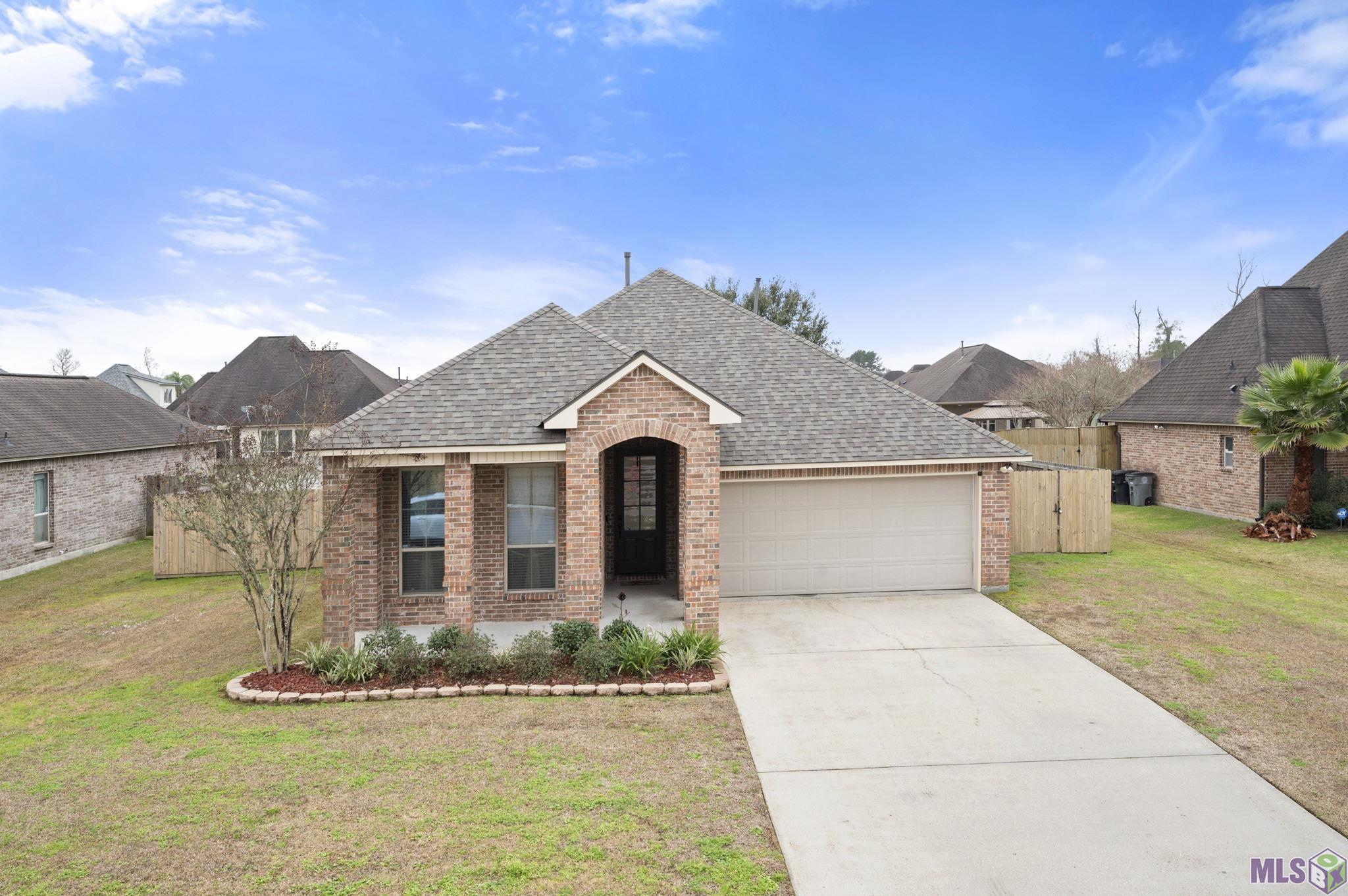 20348 Grand Crus Avenue Baton Rouge, LA 70817 - Photo 2 of 24