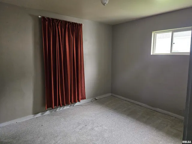 $49,900 | 1222 Midway Court, Marion, IL 62959