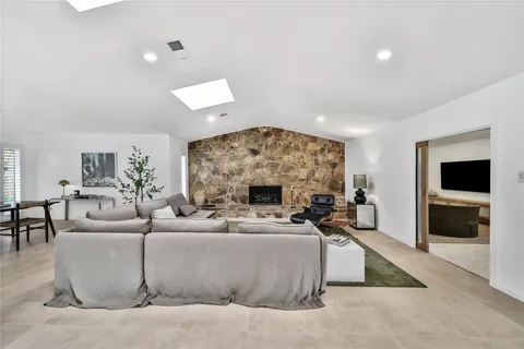 $1,850,000 | 12403 Broken Bough Drive, Houston, TX 77024