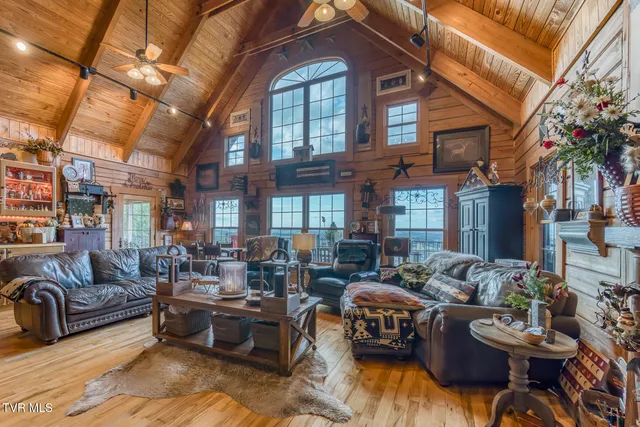 $1,197,000 | 72 Mountain Heights Road, Lebanon, VA 24266