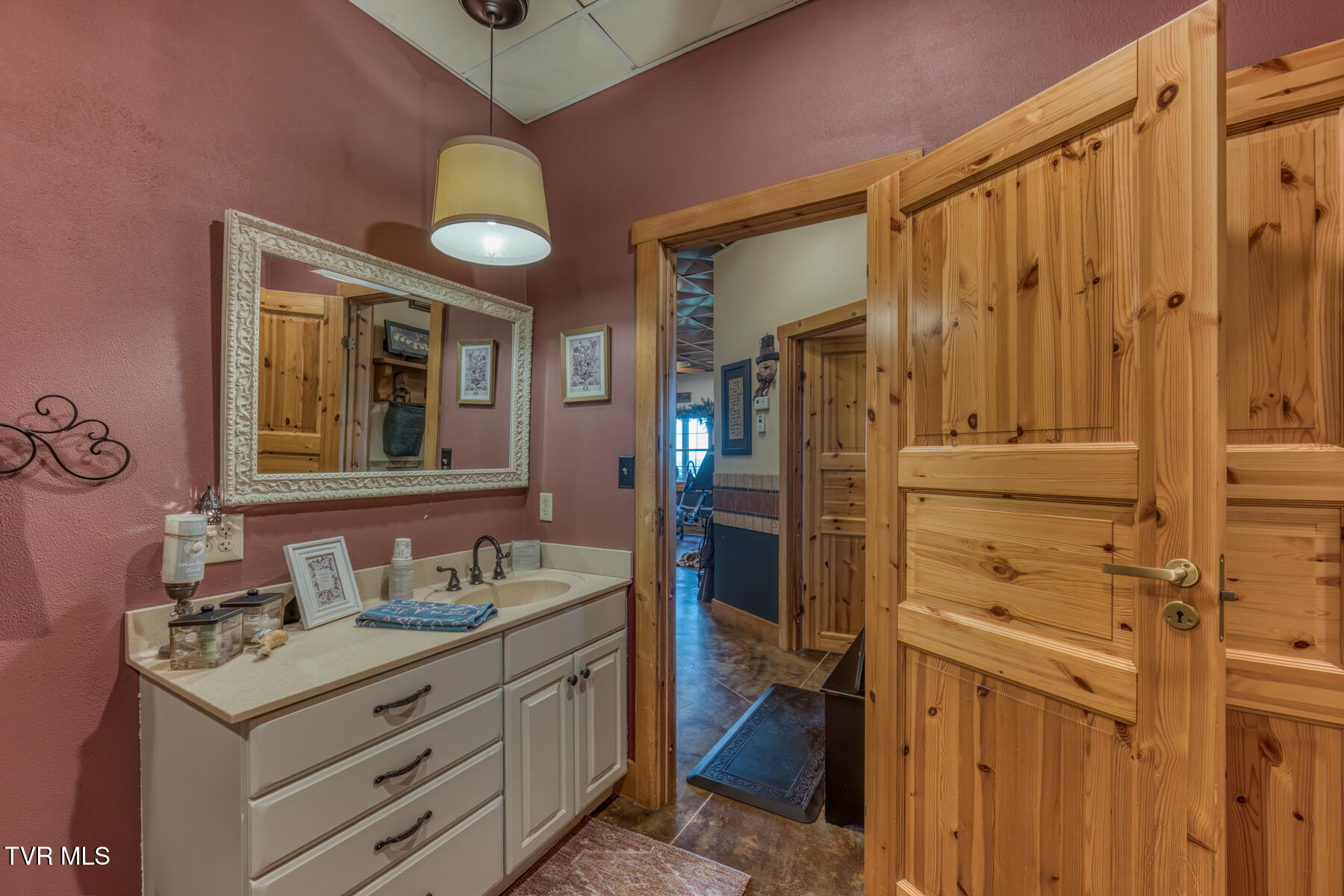 72 Mountain Heights Road Lebanon, VA 24266 - Photo 35 of 118 72 Mountain Heights Rd-45