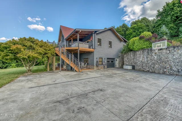 $1,197,000 | 72 Mountain Heights Road, Lebanon, VA 24266