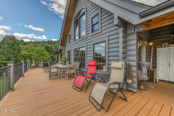 $1,100,000 | 72 Mountain Heights Road, Lebanon, VA 24266