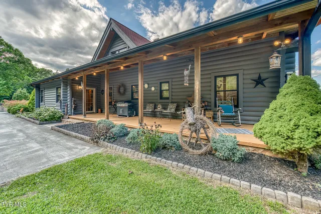 $1,197,000 | 72 Mountain Heights Road, Lebanon, VA 24266