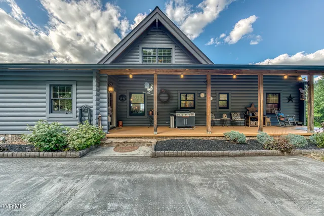 $1,197,000 | 72 Mountain Heights Road, Lebanon, VA 24266