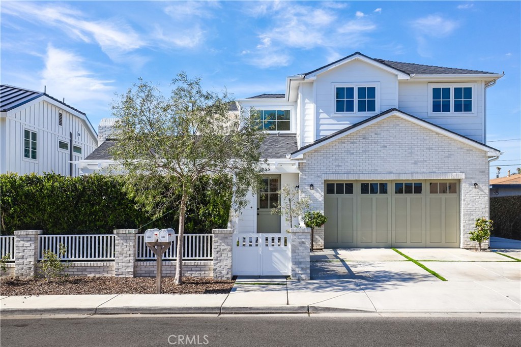 355 Rochester Street Costa Mesa, CA 92627 - Photo 1 of 40