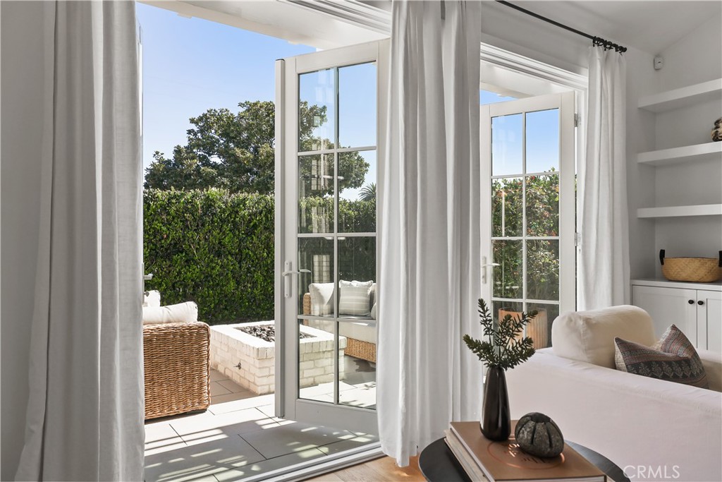 355 Rochester Street Costa Mesa, CA 92627 - Photo 14 of 40