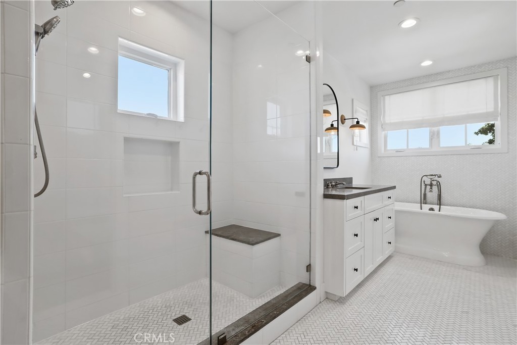 355 Rochester Street Costa Mesa, CA 92627 - Photo 33 of 40