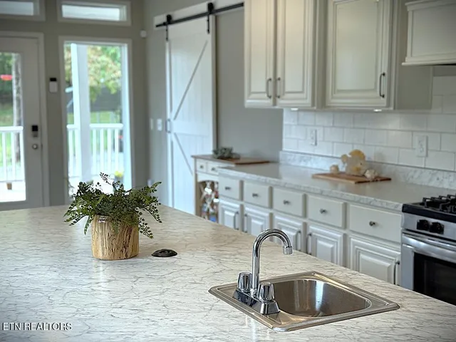 $499,900 | 3524 Griffintown Road, Sparta, TN 38583