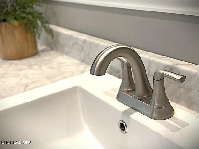 $499,900 | 3524 Griffintown Road, Sparta, TN 38583