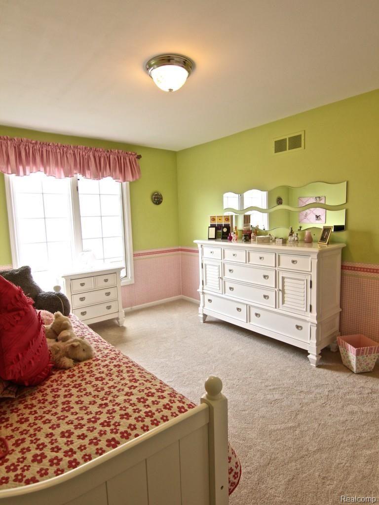 430 Wedington Court Rochester, MI 48307 - Photo 47 of 76 IMG_1164.jpg