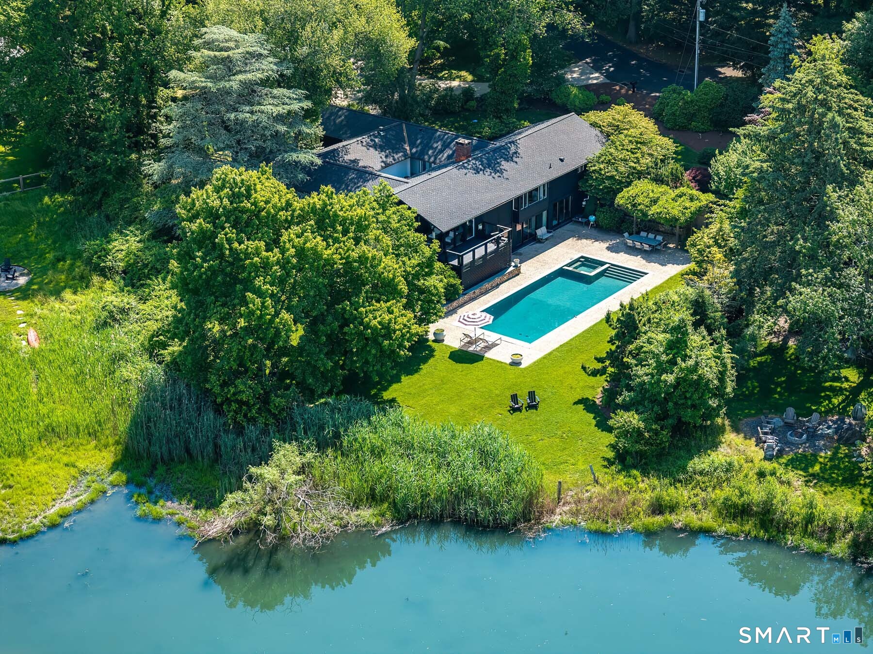 2 Point Road Norwalk, CT 06854 - Photo 1 of 40