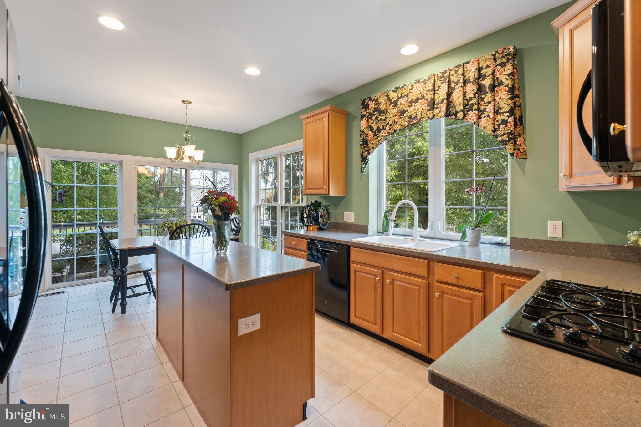 26 Ridings Way West Chester, PA 19382 - Photo 12 of 31 Kitchen