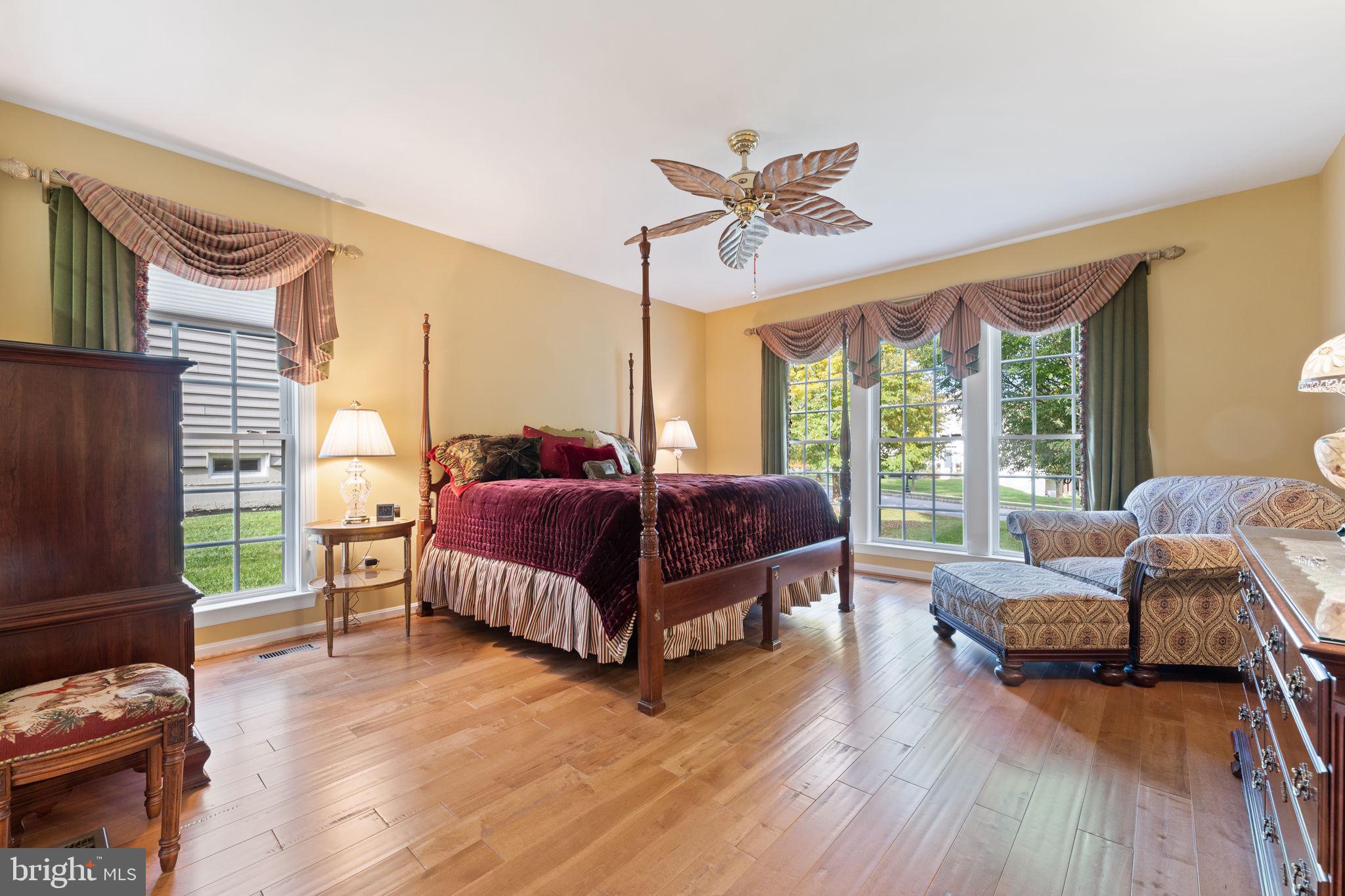 26 Ridings Way West Chester, PA 19382 - Photo 14 of 31 Large First Floor Master Bedroom