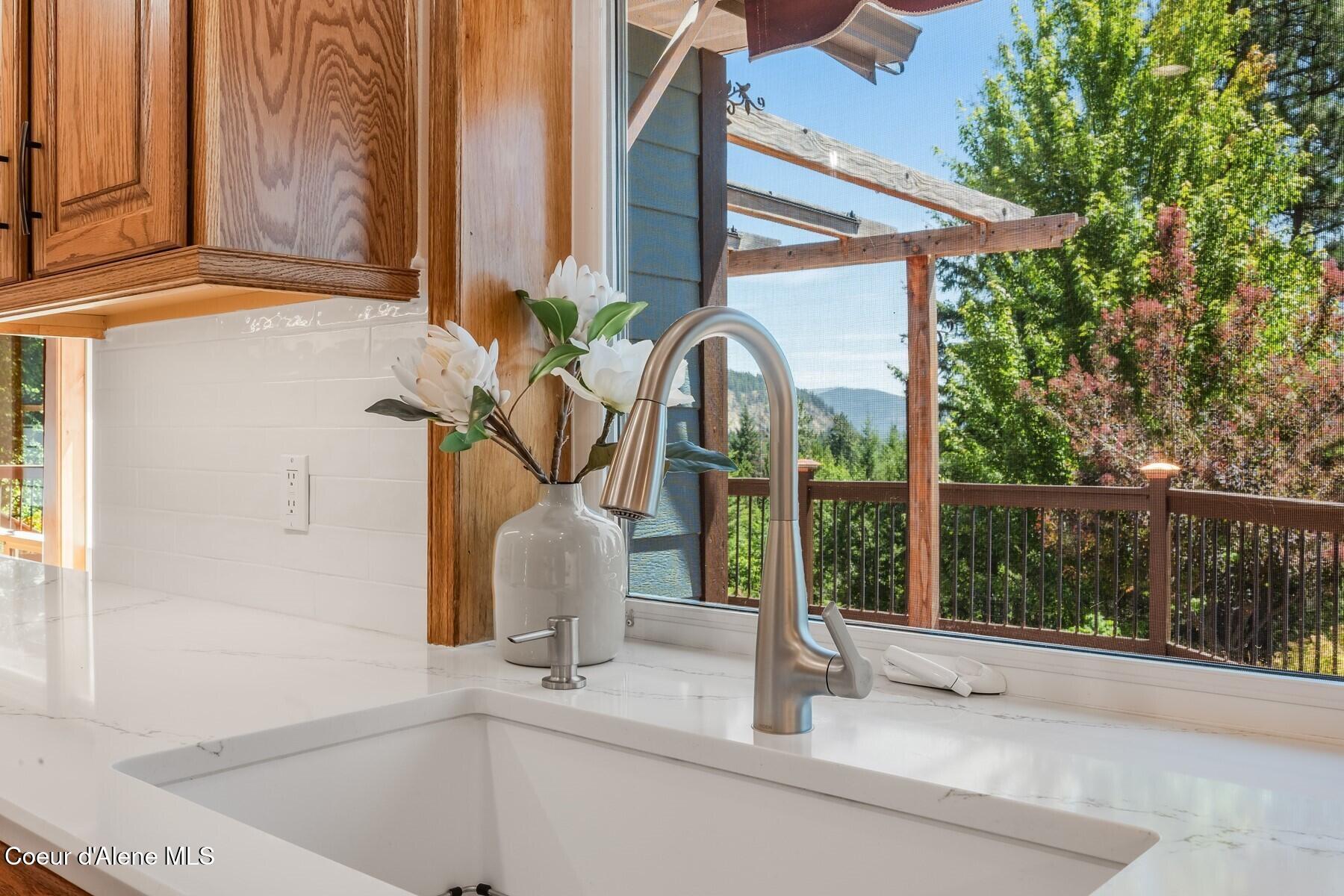 218 Topaz Trail Sandpoint, ID 83864 - Photo 18 of 70 Kitchen Views