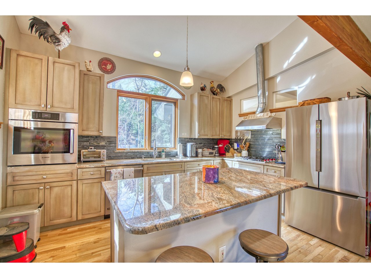 226 Juniper Heights Road Golden, CO 80403 - Photo 13 of 40