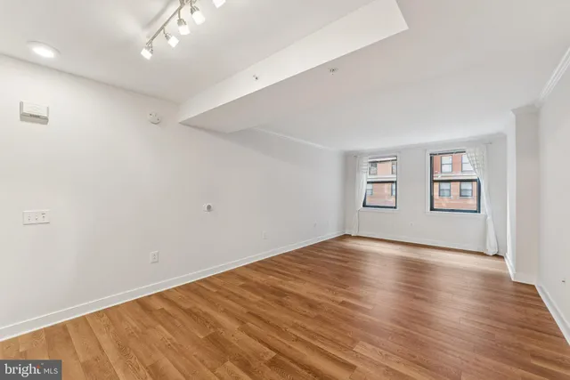 $725,000 | 616 E Street Northwest, Unit 455, Washington, DC 20004