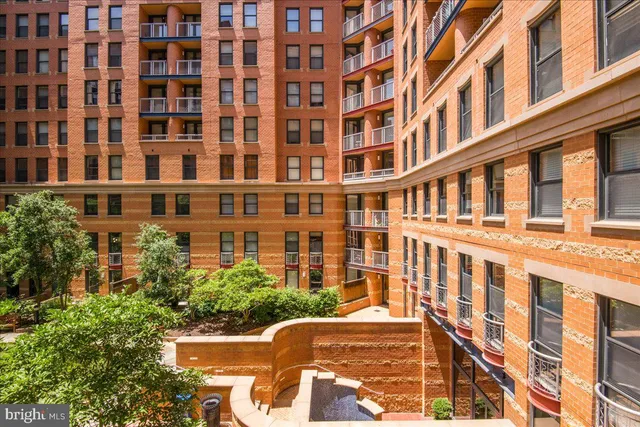 $725,000 | 616 E Street Northwest, Unit 455, Washington, DC 20004