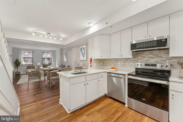 $725,000 | 616 E Street Northwest, Unit 455, Washington, DC 20004