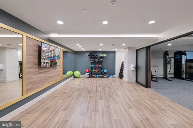 $725,000 | 616 E Street Northwest, Unit 455, Washington, DC 20004