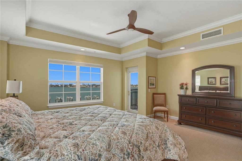 312 8th Avenue North, Unit 203 Tierra Verde, FL 33715 - Photo 20 of 47