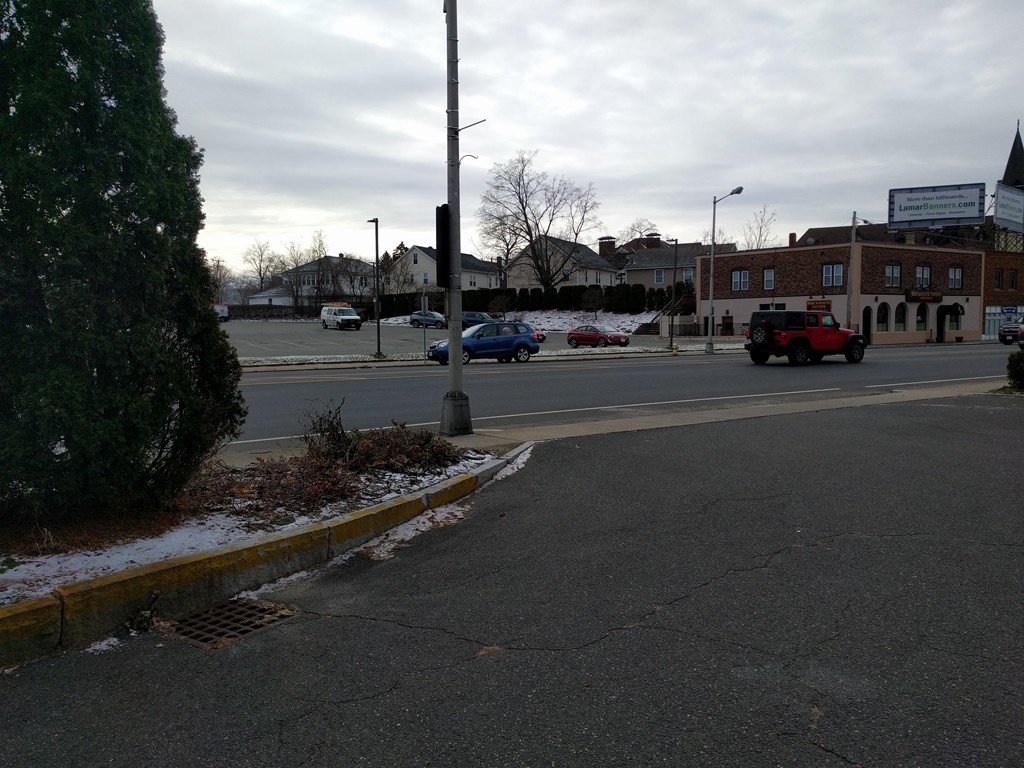 550 Main Street Springfield, MA 01151 - Photo 11 of 18 Gallery Image 11