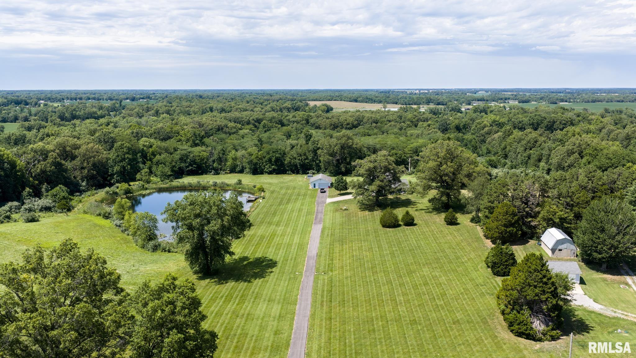 9081 Old State Rte 14 Du Quoin, IL 62832 - Photo 3 of 67