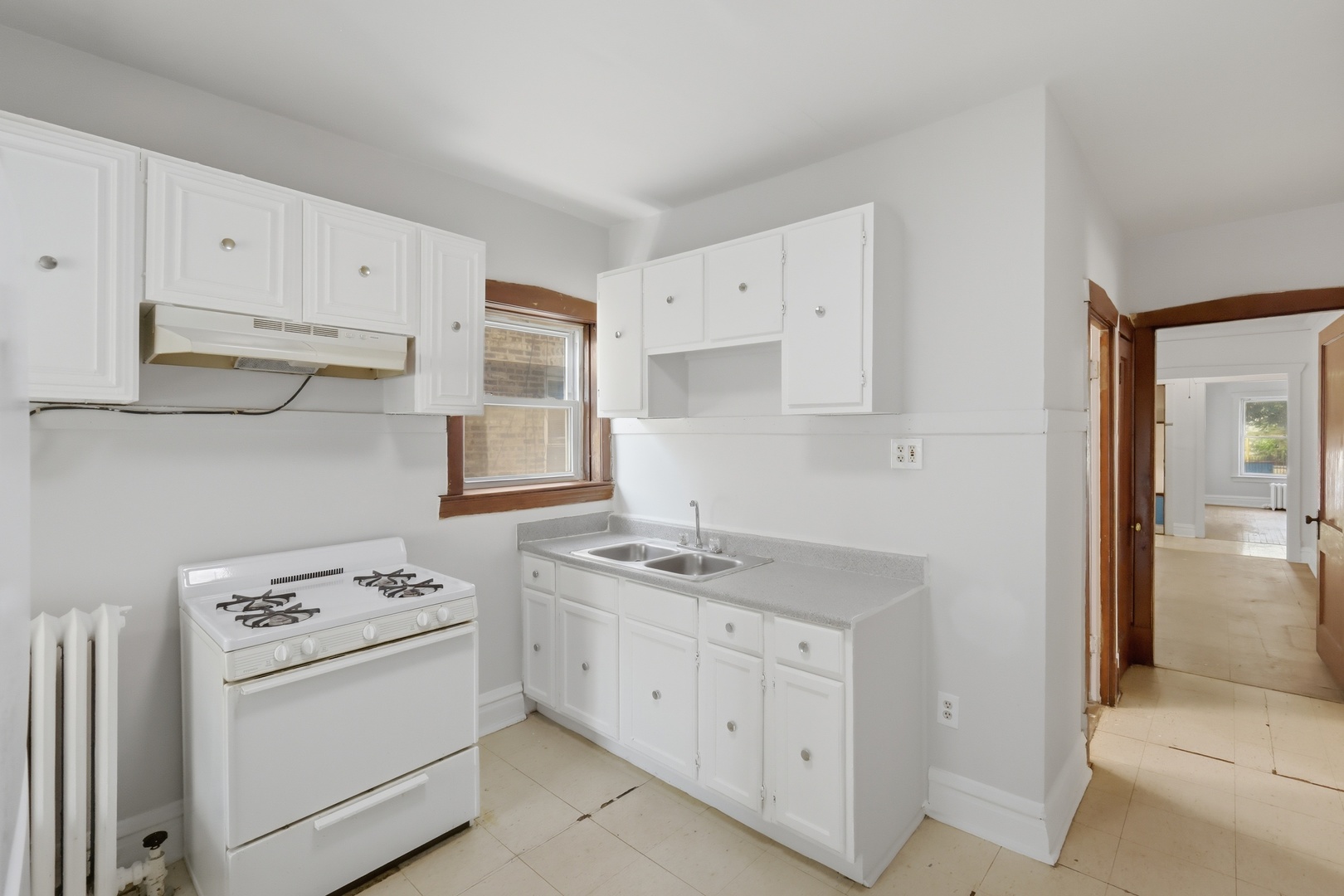 1315 North Massasoit Avenue Chicago, IL 60651 - Photo 10 of 17