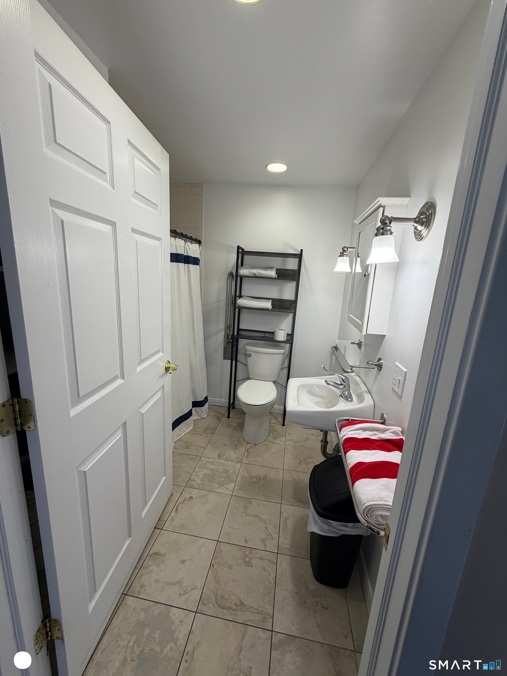 20 Arrowhead Road Wilton, CT 06897 - Photo 21 of 28 a view of a storage & utility room