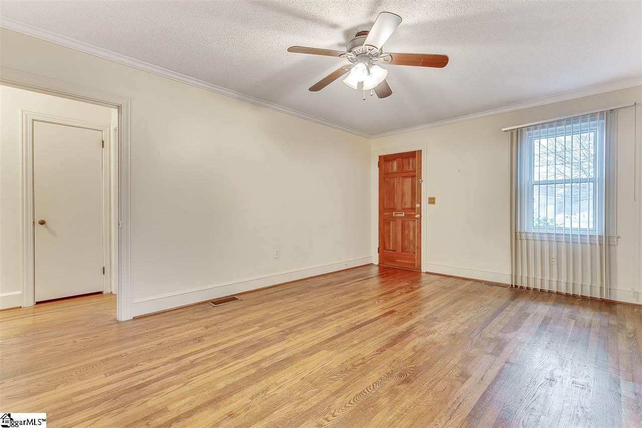 301 Parkins Mill Road Greenville, SC 29607 - Photo 4 of 26