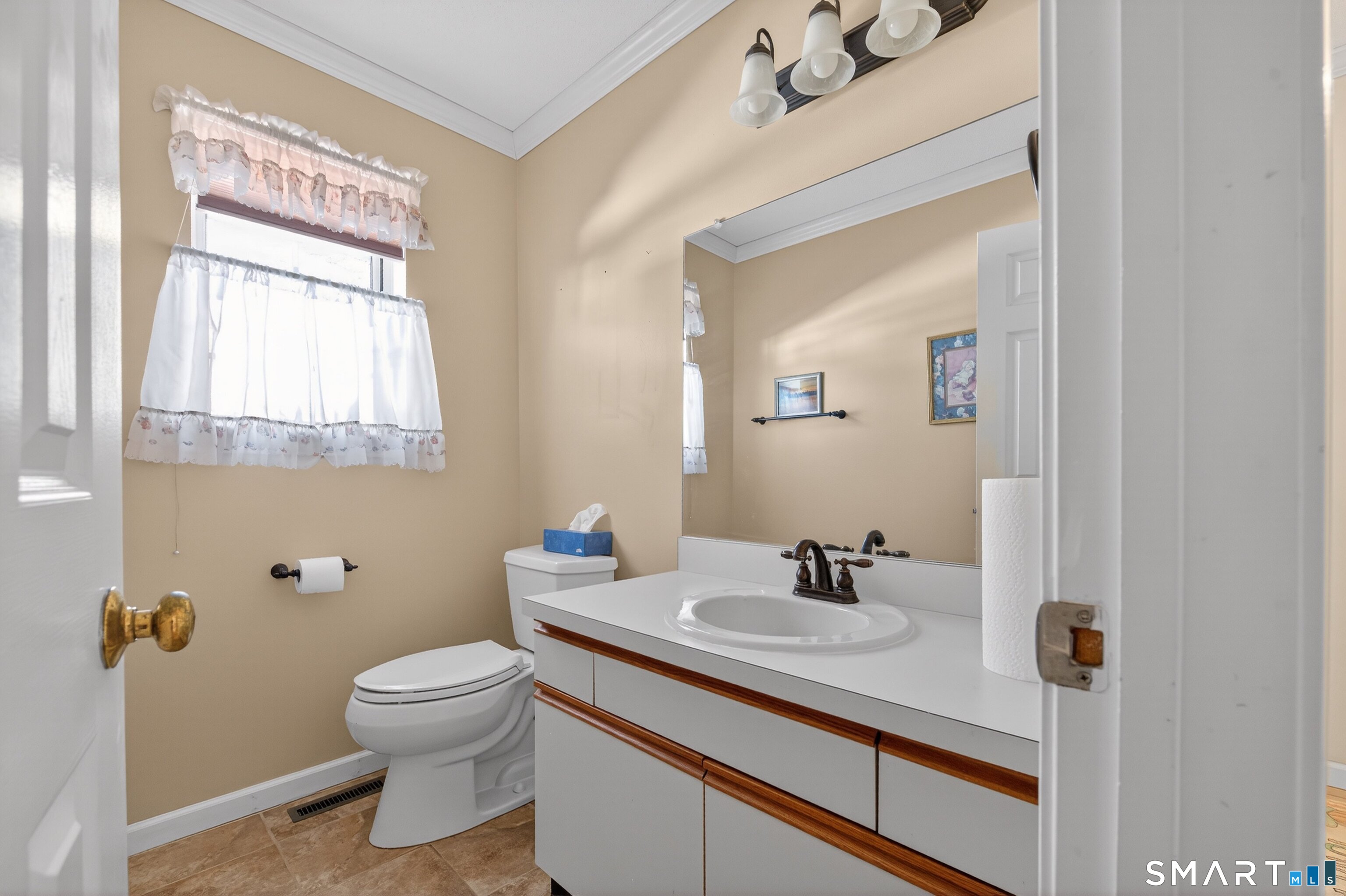 23 Chatsworth Road, Unit 23 Granby, CT 06035 - Photo 11 of 26