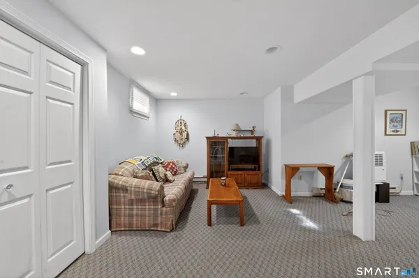 $297,000 | 23 Chatsworth Road, Unit 23, Granby, CT 06035