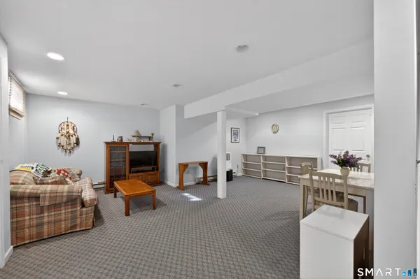 $297,000 | 23 Chatsworth Road, Unit 23, Granby, CT 06035