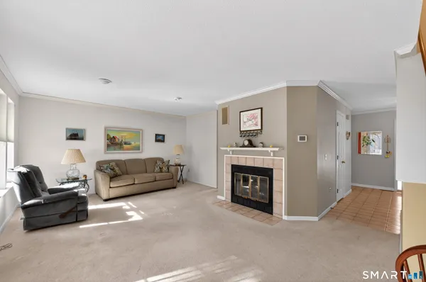 $297,000 | 23 Chatsworth Road, Unit 23, Granby, CT 06035