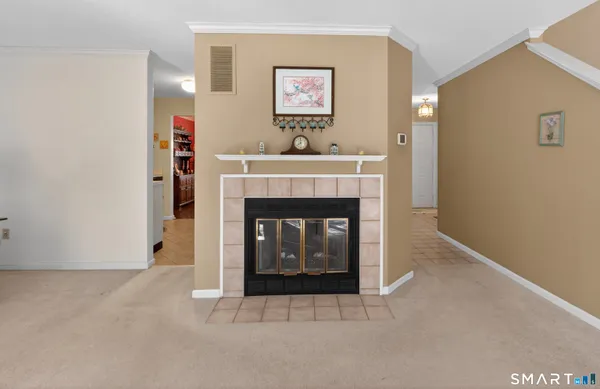 $297,000 | 23 Chatsworth Road, Unit 23, Granby, CT 06035
