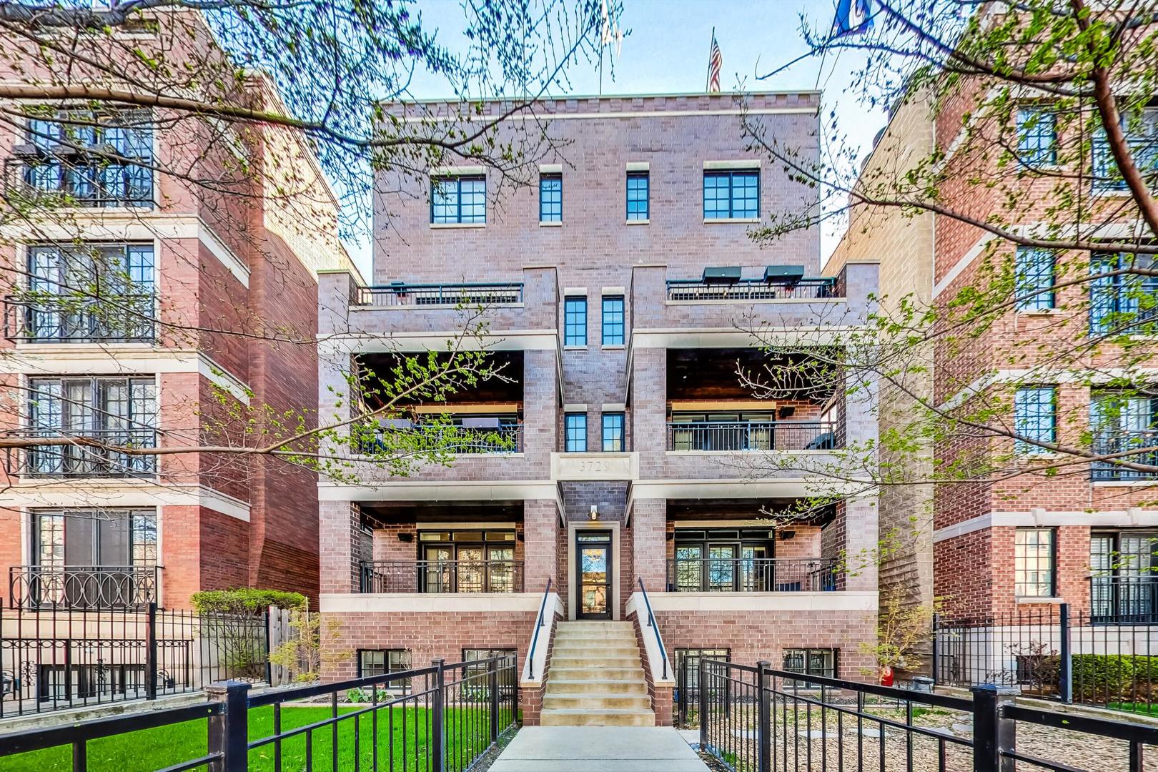3729 North Wilton Ave Unit 1N  