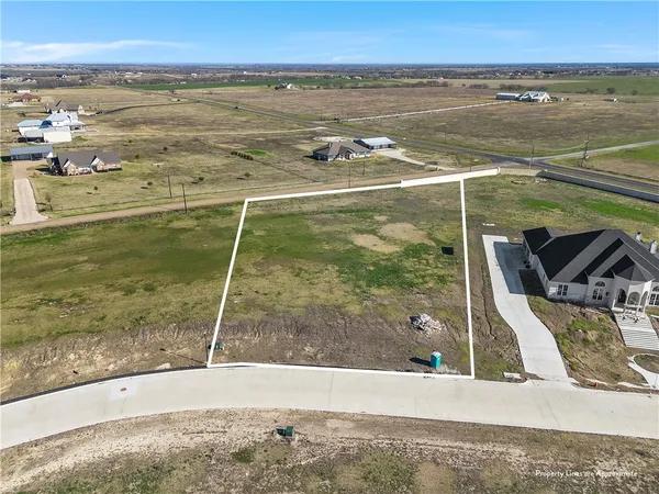 $199,500 | 116 Yellow Rose Street, Lorena, TX 76655