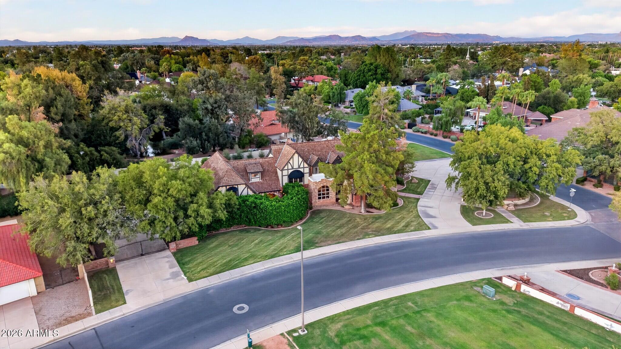 1080 North Riata Street Gilbert, AZ 85234 - Photo 146 of 169 158_033n riata_web