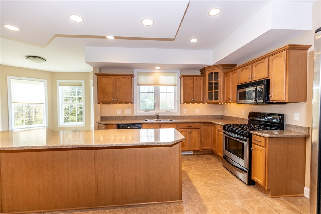 1515 Manitou Road Parma, NY 14626 - Photo 14 of 50