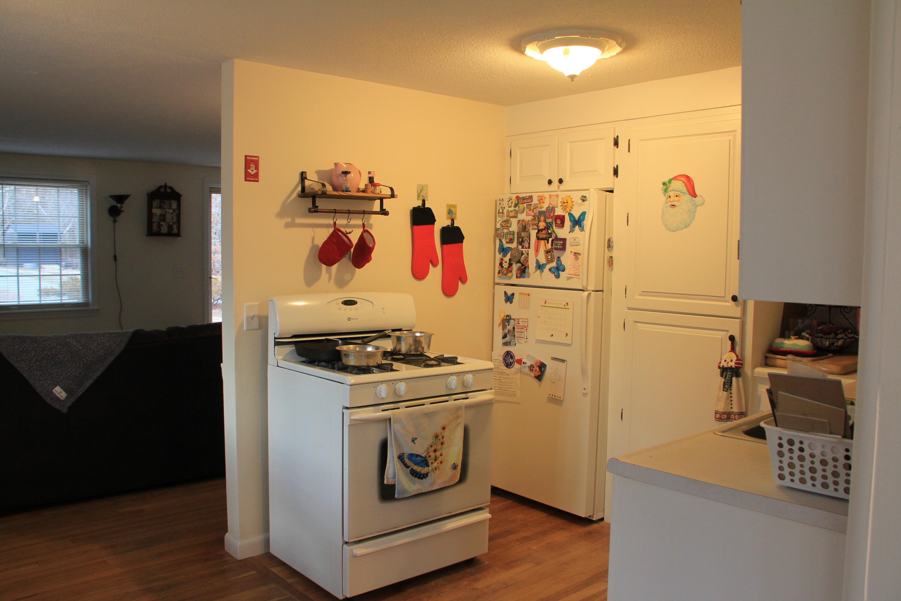 14 Clear Brook Road West Yarmouth, MA 02673 - Photo 9 of 29 IMG_1472